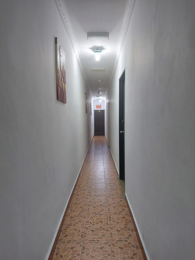 Nabil Nabila Motel Kuah Exterior photo