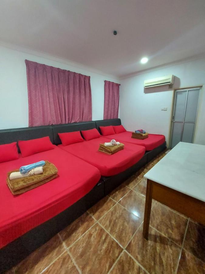 Nabil Nabila Motel Kuah Exterior photo