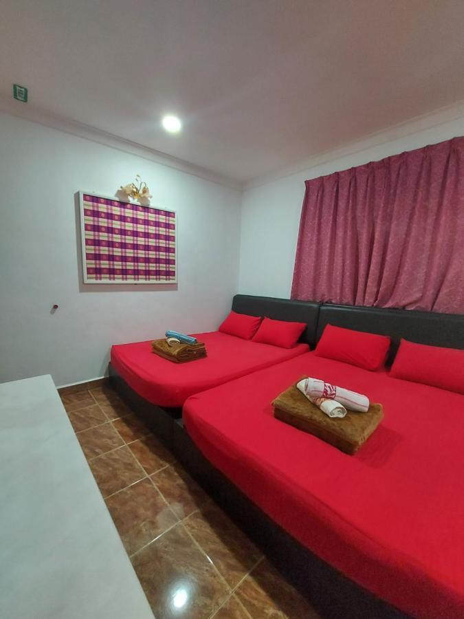 Nabil Nabila Motel Kuah Exterior photo